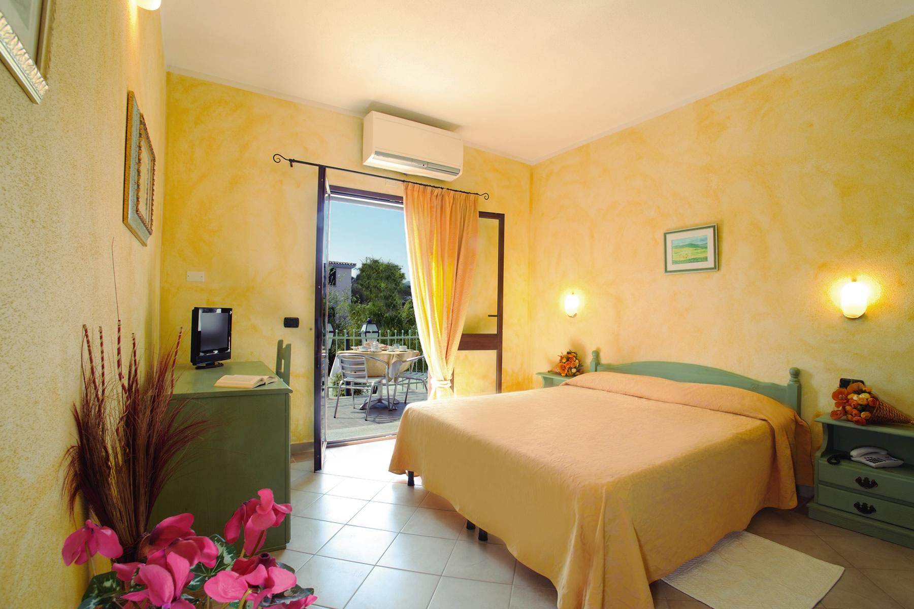 Albergo Residenziale Gli Ontani Cala Liberotto Eksteriør bilde