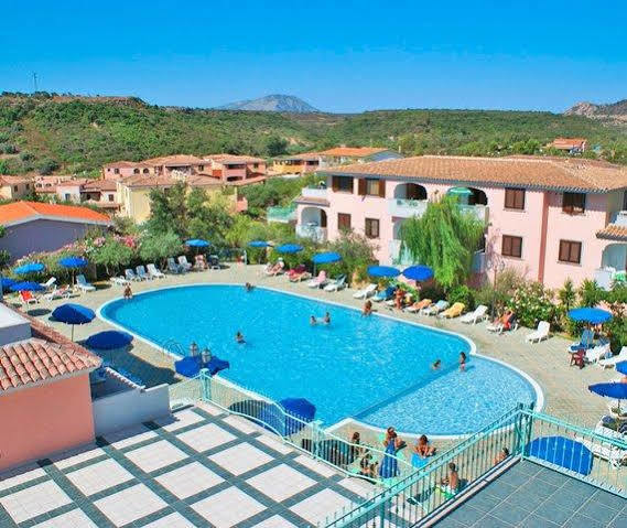Albergo Residenziale Gli Ontani Cala Liberotto Eksteriør bilde