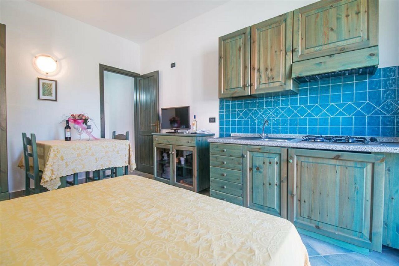Albergo Residenziale Gli Ontani Cala Liberotto Eksteriør bilde